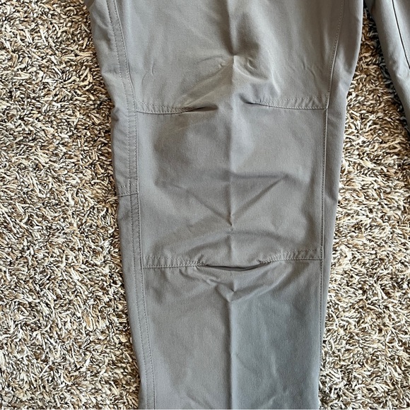 SwissTech Men’s Pants
36x30 Grey
Lightweight - Picture 7 of 11